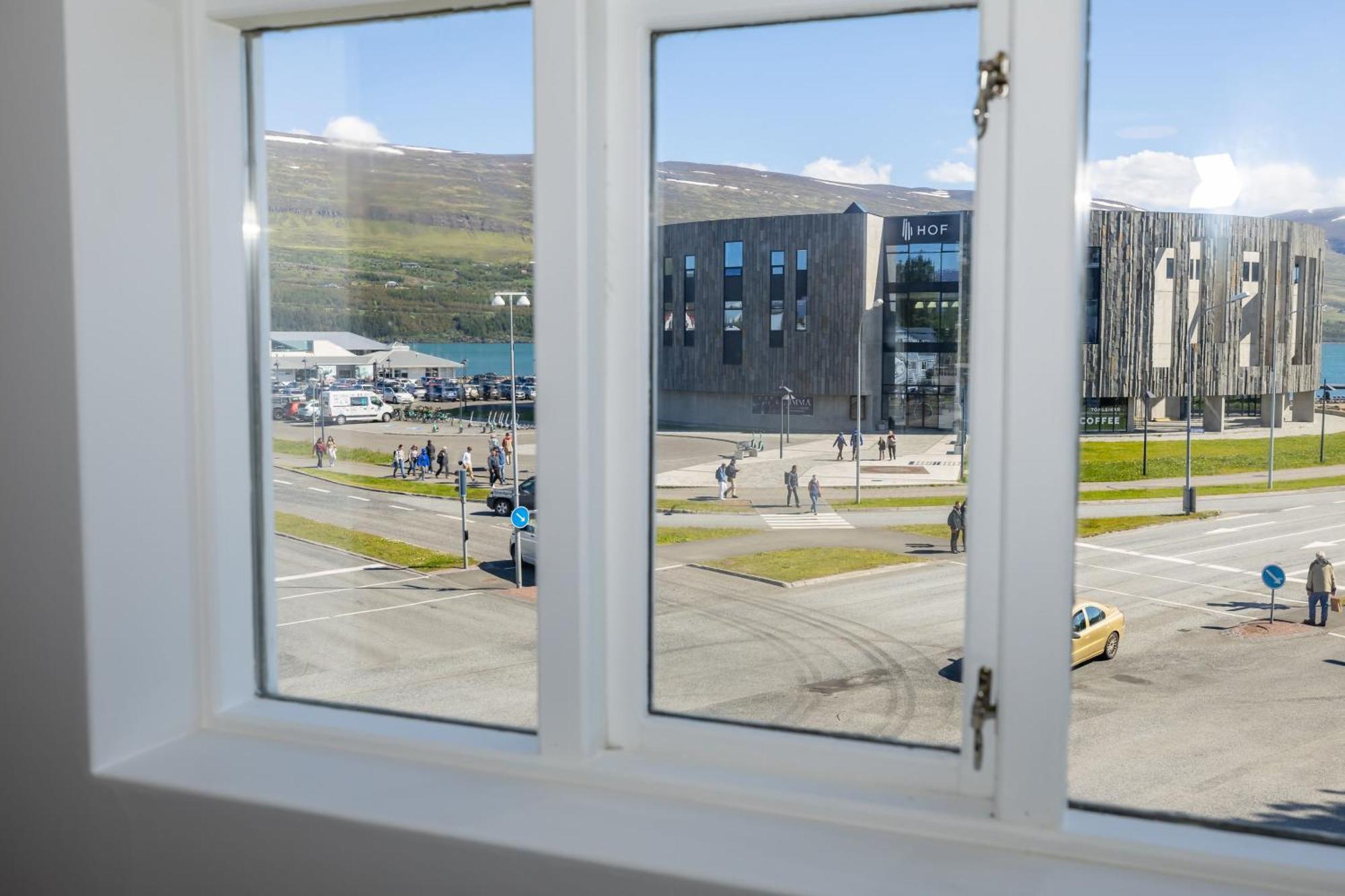 Steinaskjol Apartments アークレイリ エクステリア 写真