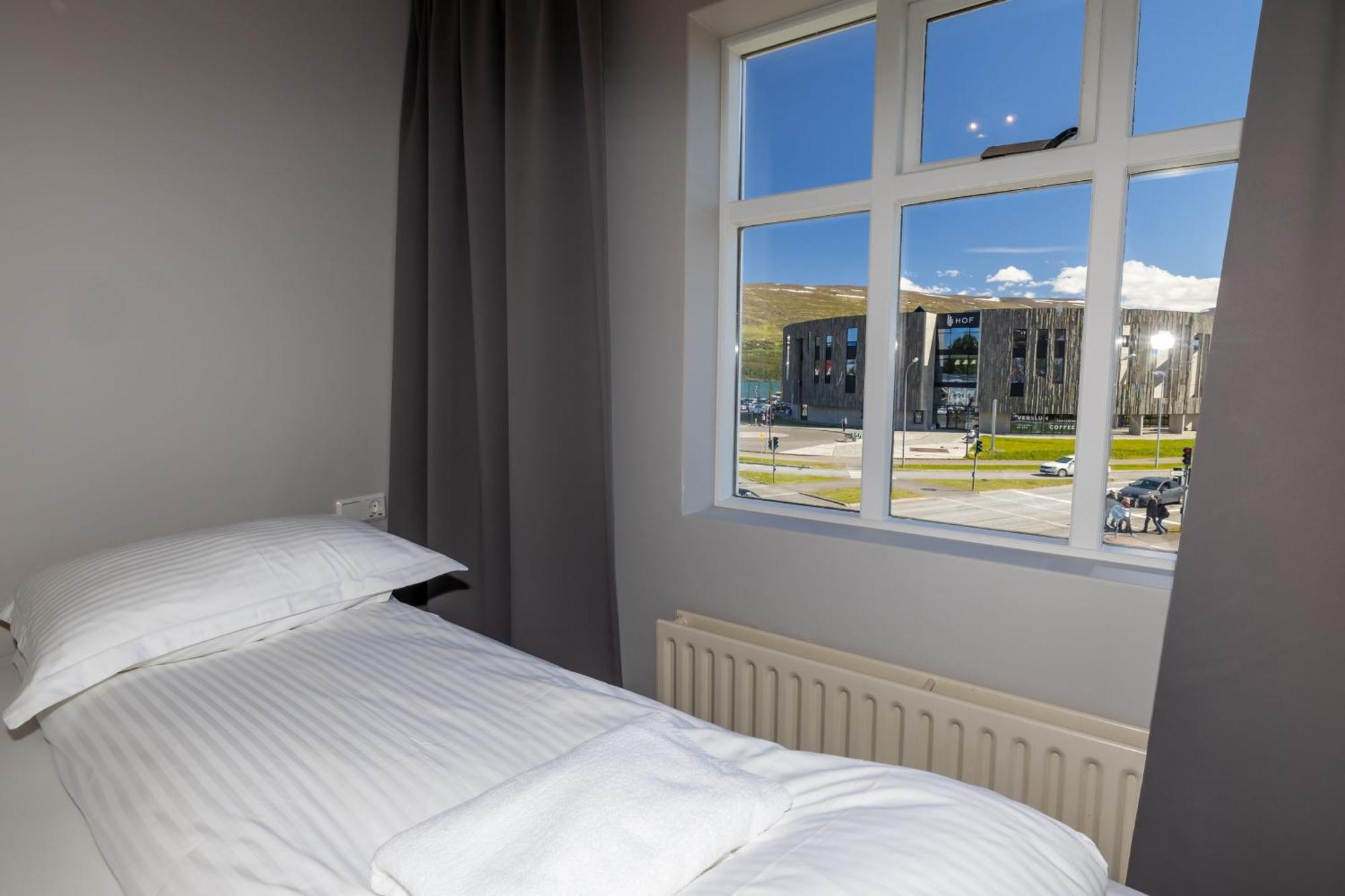 Steinaskjol Apartments アークレイリ エクステリア 写真