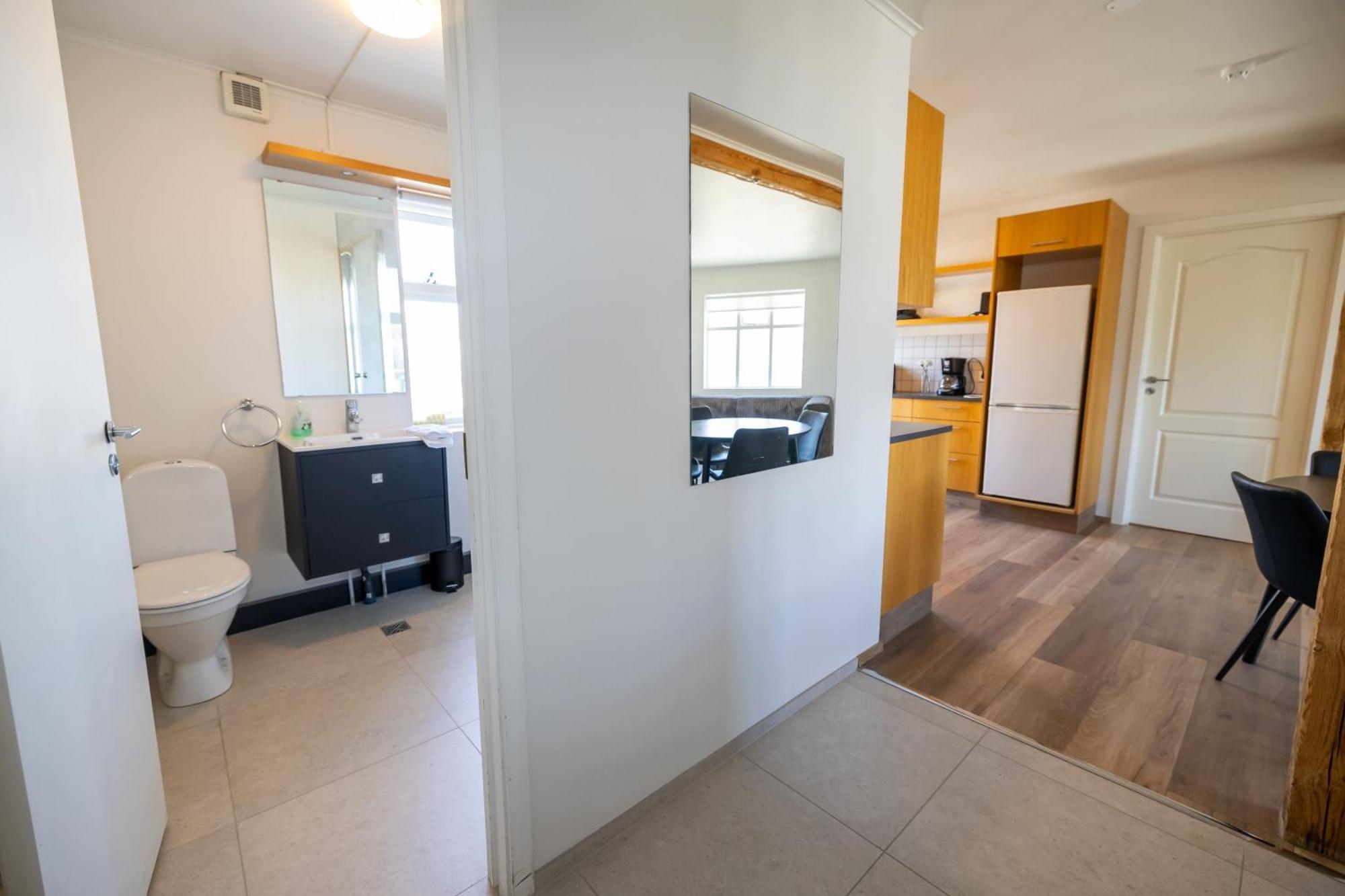 Steinaskjol Apartments アークレイリ エクステリア 写真