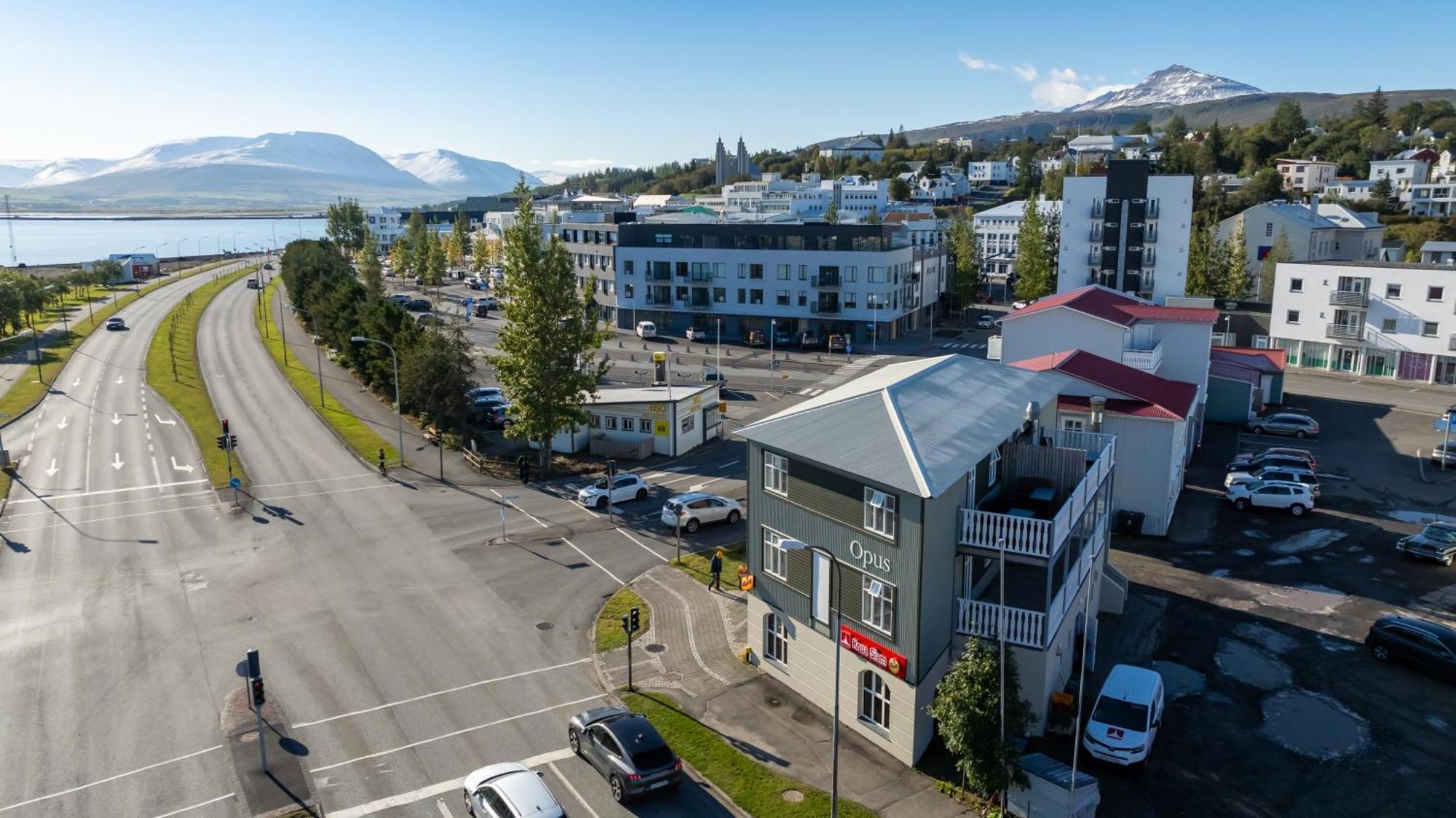 Steinaskjol Apartments アークレイリ エクステリア 写真