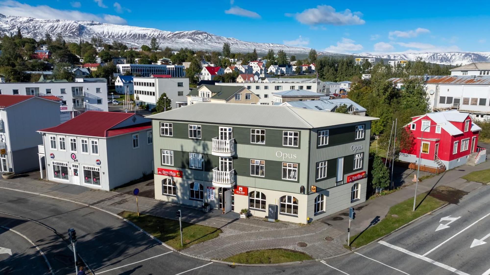 Steinaskjol Apartments アークレイリ エクステリア 写真